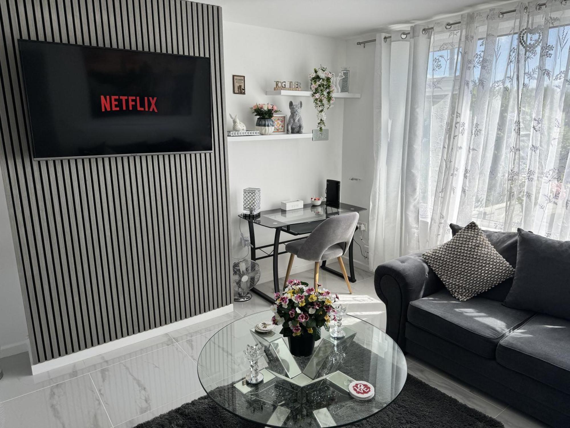 Modern 3-Bed Hideaway Near Westgate With Parking Canterbury Exterior foto