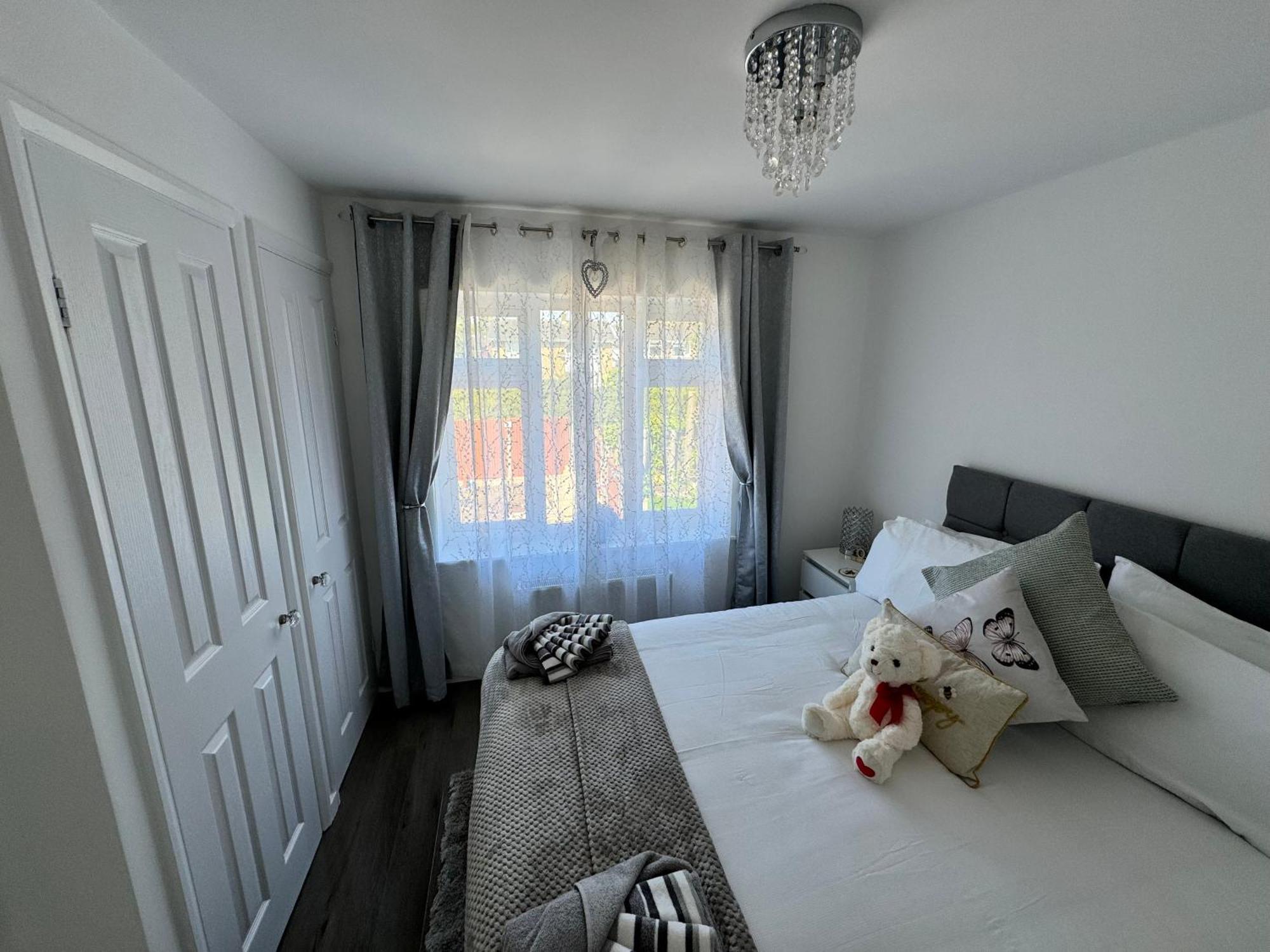Modern 3-Bed Hideaway Near Westgate With Parking Canterbury Exterior foto