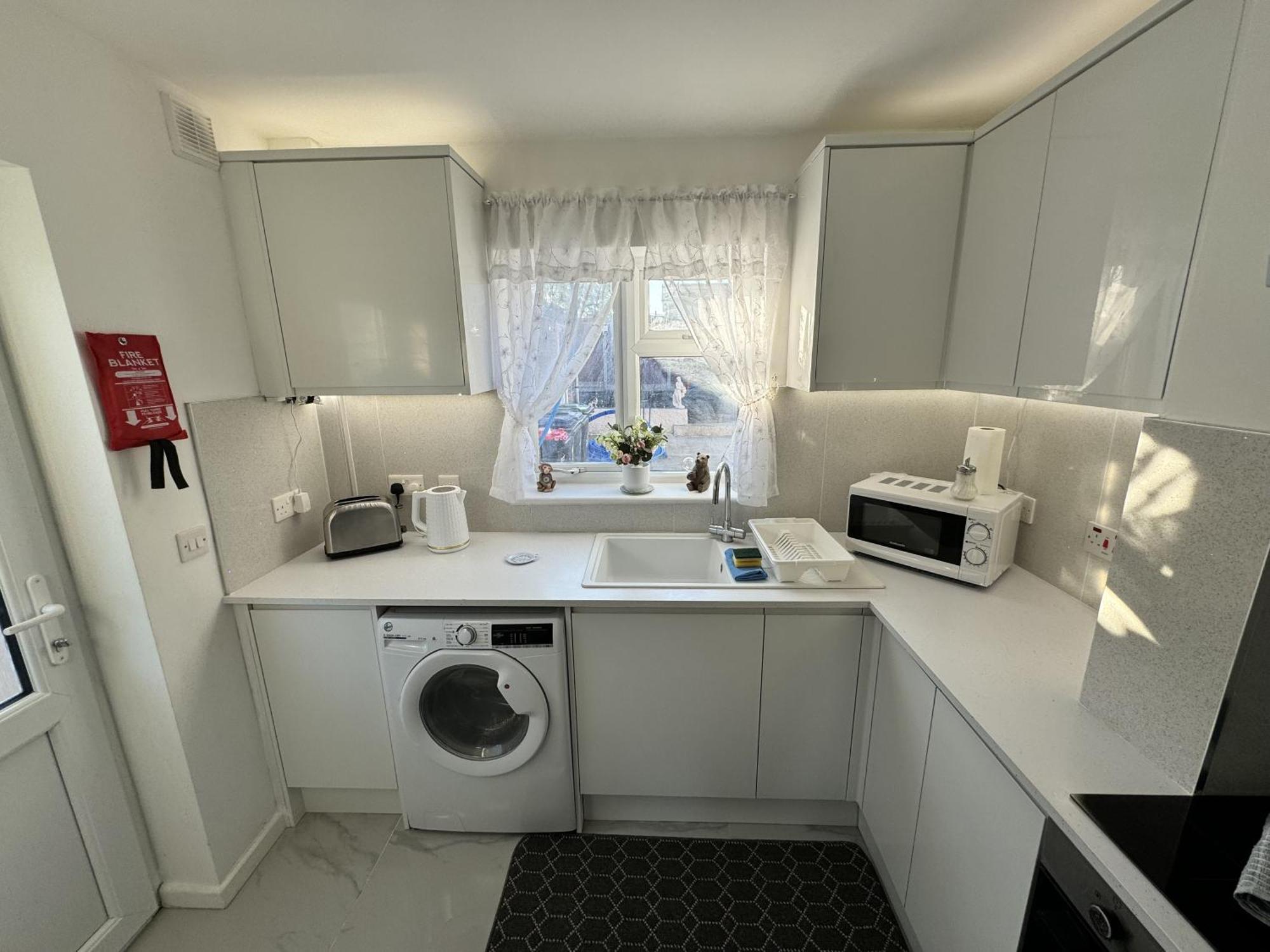 Modern 3-Bed Hideaway Near Westgate With Parking Canterbury Exterior foto